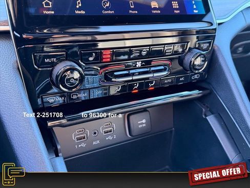 New 2025 Jeep Grand Cherokee Limited image 14