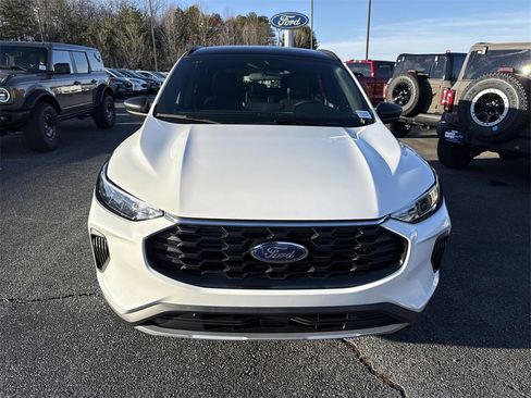 New 2026 Ford Escape ST-Line w/ Tech Pack #1 image 2