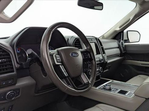 Used 2018 Ford Expedition Max Limited w/ Equipment Group 301A RWD image 24