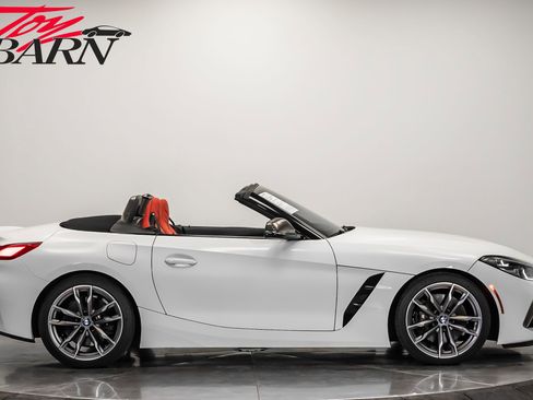 Used 2020 BMW Z4 M40i w/ Driving Assistance Package image 6