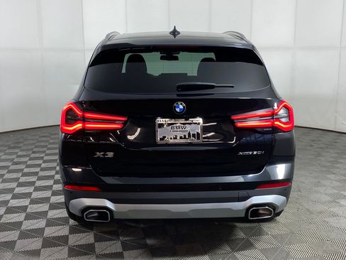 Certified 2024 BMW X3 xDrive30i w/ Premium Package image 10