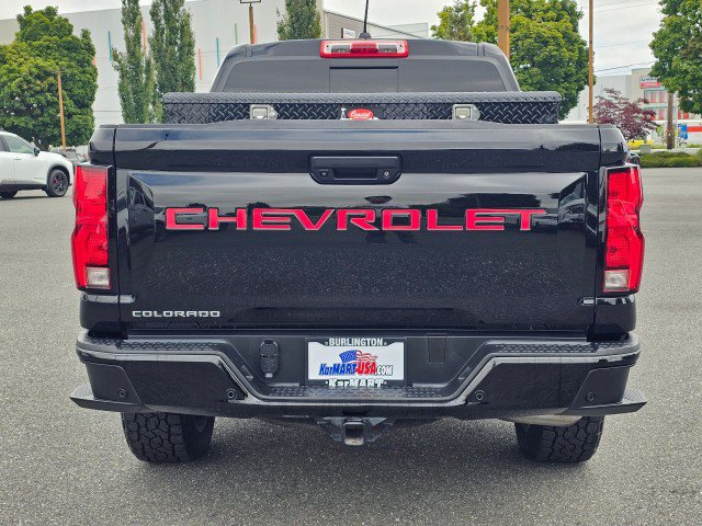 Used 2023 Chevrolet Colorado Z71 w/ Z71 Convenience Package 2 AWD/4WD image 4