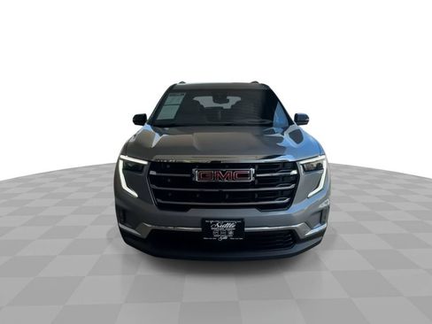 Certified 2026 GMC Acadia Elevation w/ Elevation Premium Package FWD image 3