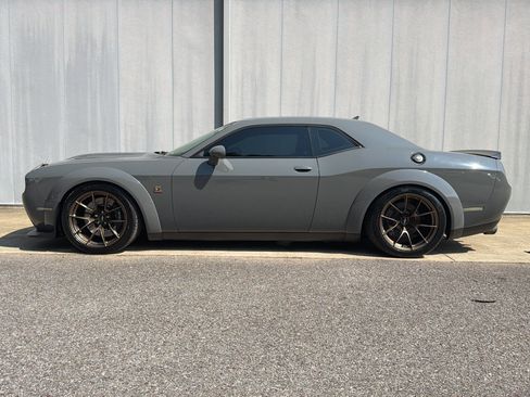 Used 2023 Dodge Challenger R/T Scat Pack RWD image 8