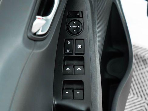 Used 2017 Hyundai Ioniq Limited image 22