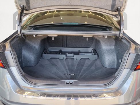 Used 2021 Nissan Altima 2.5 SV image 13