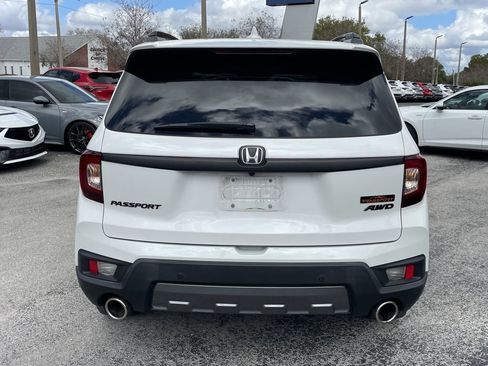 Used 2023 Honda Passport TrailSport image 5