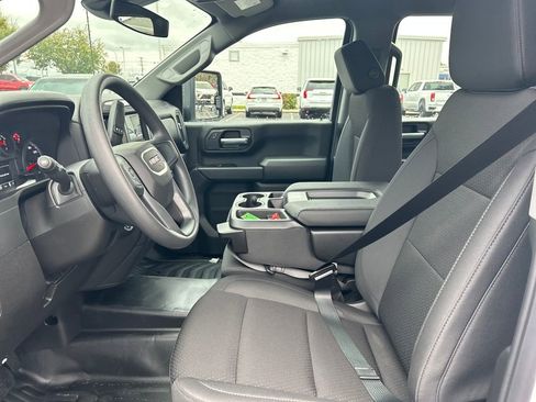 New 2026 GMC Sierra 2500 Pro w/ X31 Off-Road Package image 11
