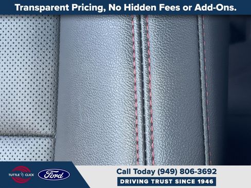 Used 2025 Chevrolet Trax RS w/ Sunroof Package FWD image 32