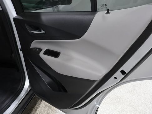 Used 2022 Chevrolet Equinox LT w/ LPO, Floor Liner Package image 22