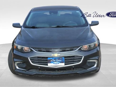 Used 2016 Chevrolet Malibu Premier w/ Driver Confidence Package II image 11