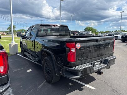 Used 2024 Chevrolet Silverado 2500 LT w/ Midnight Edition
