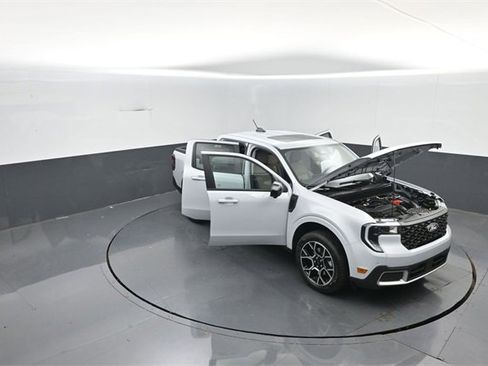 New 2025 Ford Maverick Lariat w/ 4K Tow Package image 36