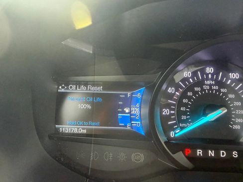 Used 2018 Ford Edge Titanium w/ Equipment Group 301A AWD/4WD image 11