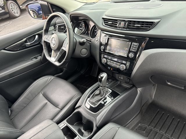 Used 2021 Nissan Rogue Sport SL w/ Premium Package AWD/4WD image 21