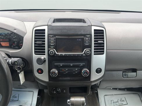 Used 2015 Nissan Xterra S AWD/4WD image 19