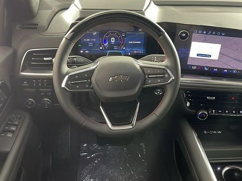New 2025 Chevrolet Suburban RST w/ Advanced Technology Package image 14