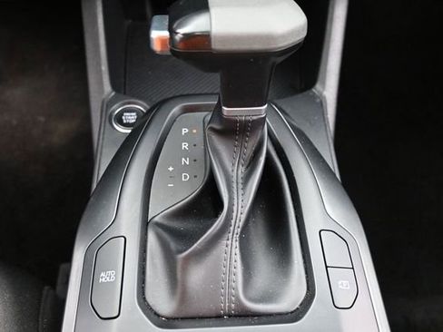 Used 2025 Kia K4 FWD image 25