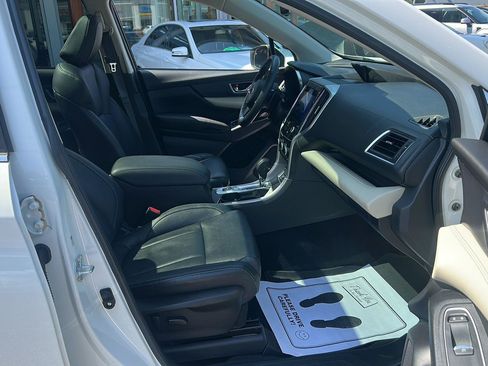 Used 2022 Subaru Ascent Limited w/ Technology Package AWD/4WD image 8