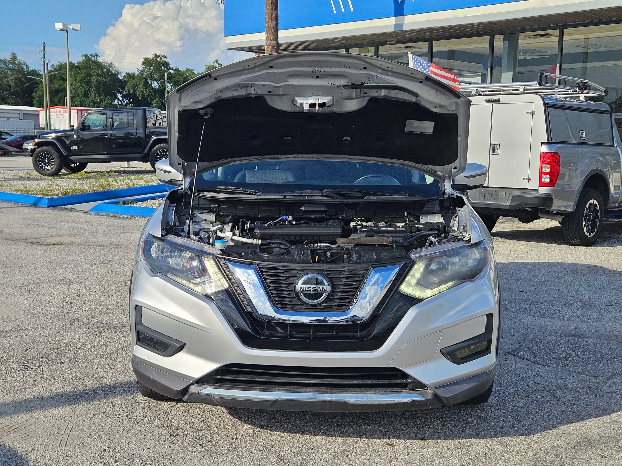 Used 2020 Nissan Rogue SV AWD/4WD image 19