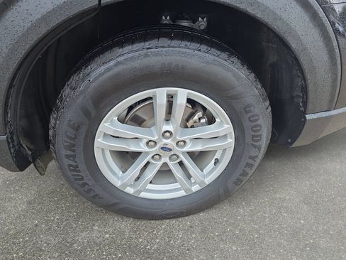 Used 2022 Ford Explorer XLT RWD image 31