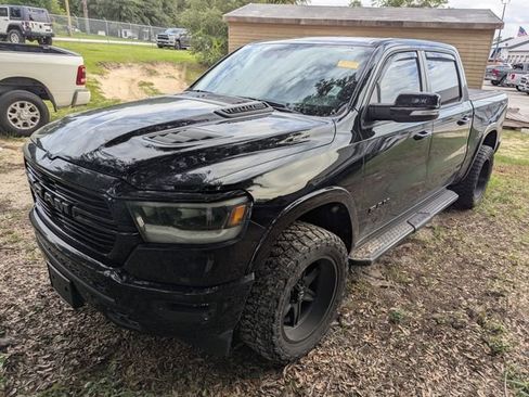Used 2022 RAM 1500 Laramie AWD/4WD image 3