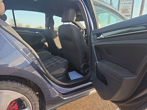 Used 2017 Volkswagen GTI S image 18
