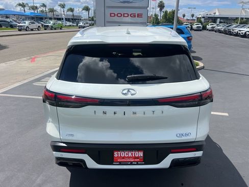 Used 2023 INFINITI QX60 Luxe AWD/4WD image 16