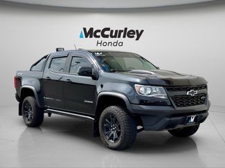 Used 2018 Chevrolet Colorado ZR2 w/ ZR2 Midnight Special Edition AWD/4WD video 1