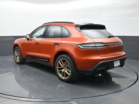 Certified 2023 Porsche Macan S AWD/4WD image 3