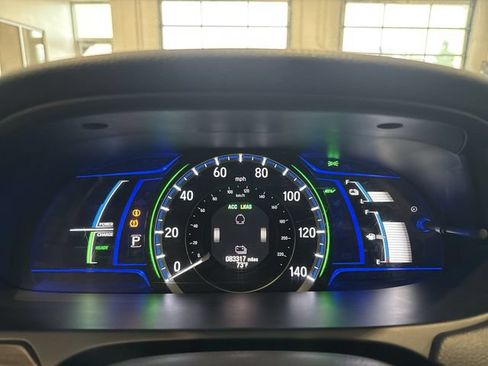 Used 2017 Honda Accord EX-L image 23