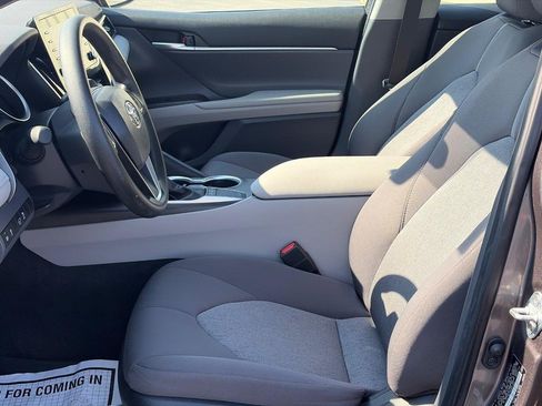 Used 2023 Toyota Camry LE FWD image 18