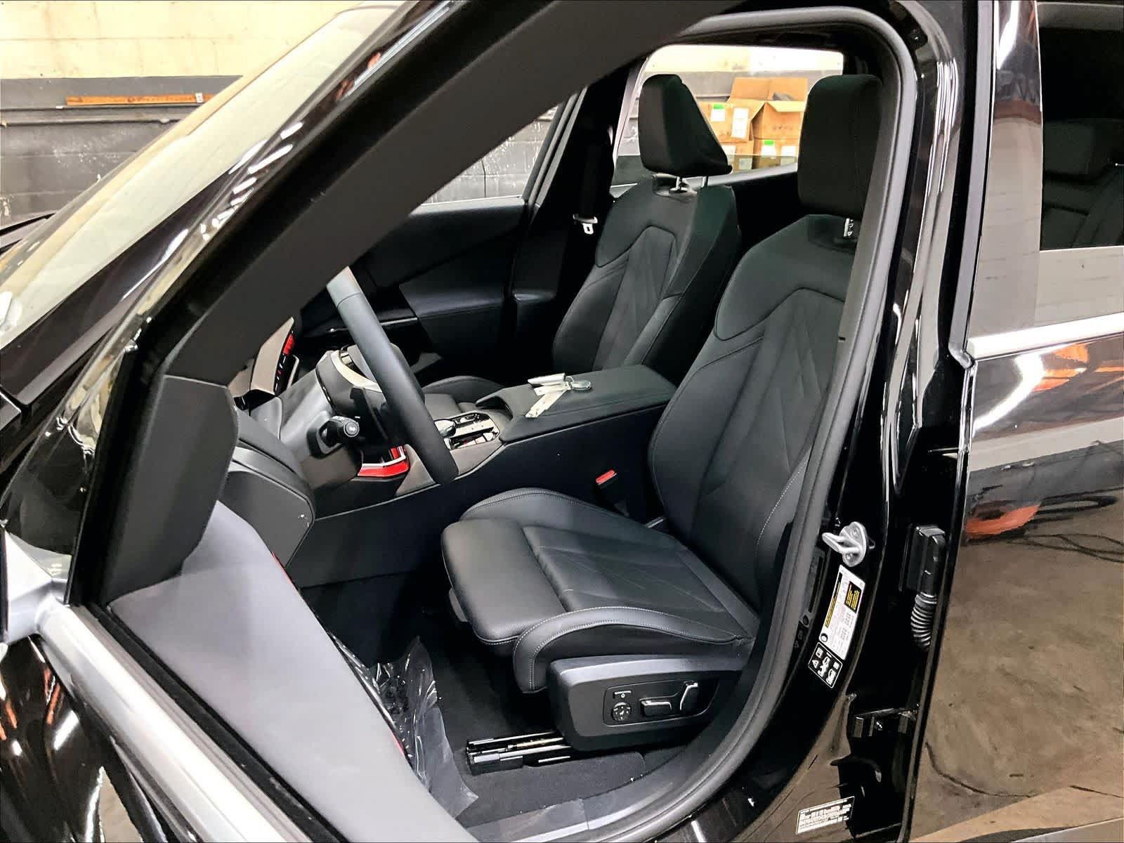 Used 2026 BMW X3 xDrive30i w/ Premium Package AWD/4WD image 28