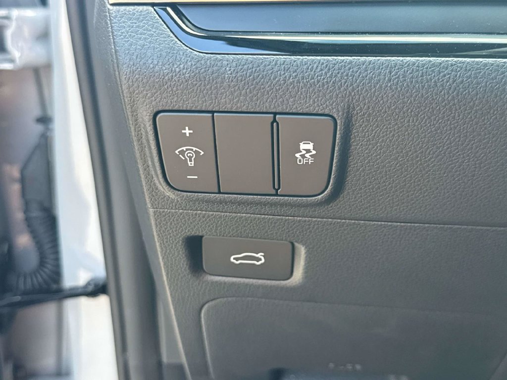 New 2026 Kia K5 GT-Line FWD image 22