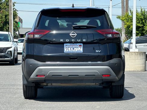 Certified 2023 Nissan Rogue SV FWD image 5