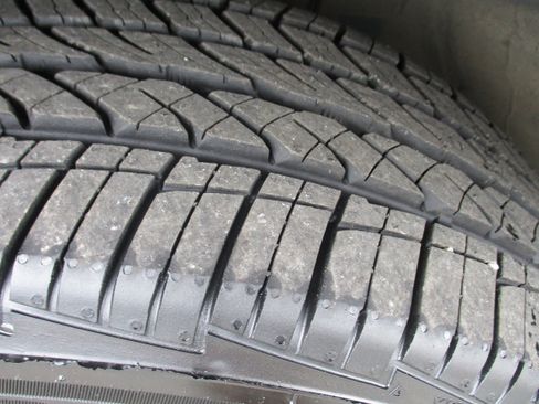 Used 2024 Subaru Crosstrek 2.0i Premium image 10