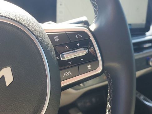 Used 2025 Kia Sorento EX w/ Panoramic Sunroof Package image 37