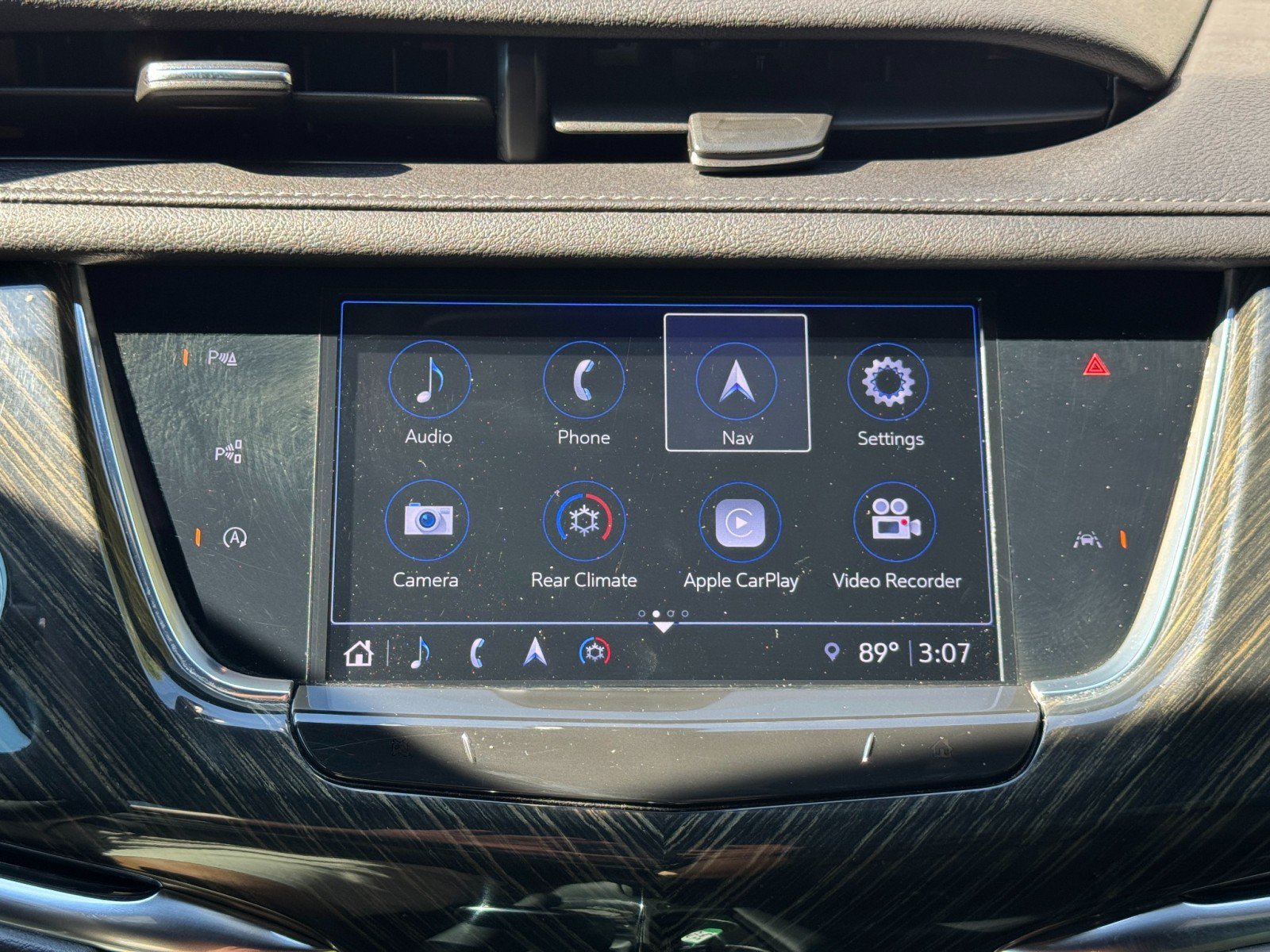 Used 2022 Cadillac XT6 Premium Luxury w/ Technology Package FWD image 26