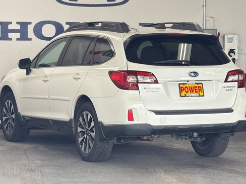 Used 2017 Subaru Outback 2.5i Limited AWD/4WD image 5