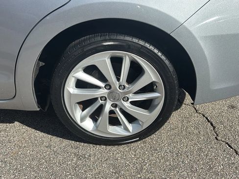 Used 2017 Acura ILX FWD image 22