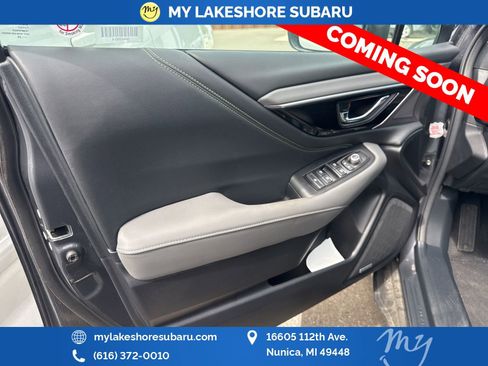 Used 2025 Subaru Outback Onyx Edition AWD/4WD image 8
