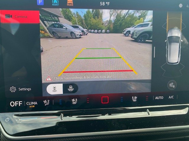 New 2026 Volkswagen GTI SE FWD image 11