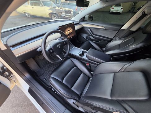 Used 2022 Tesla Model 3 Long Range AWD/4WD image 12