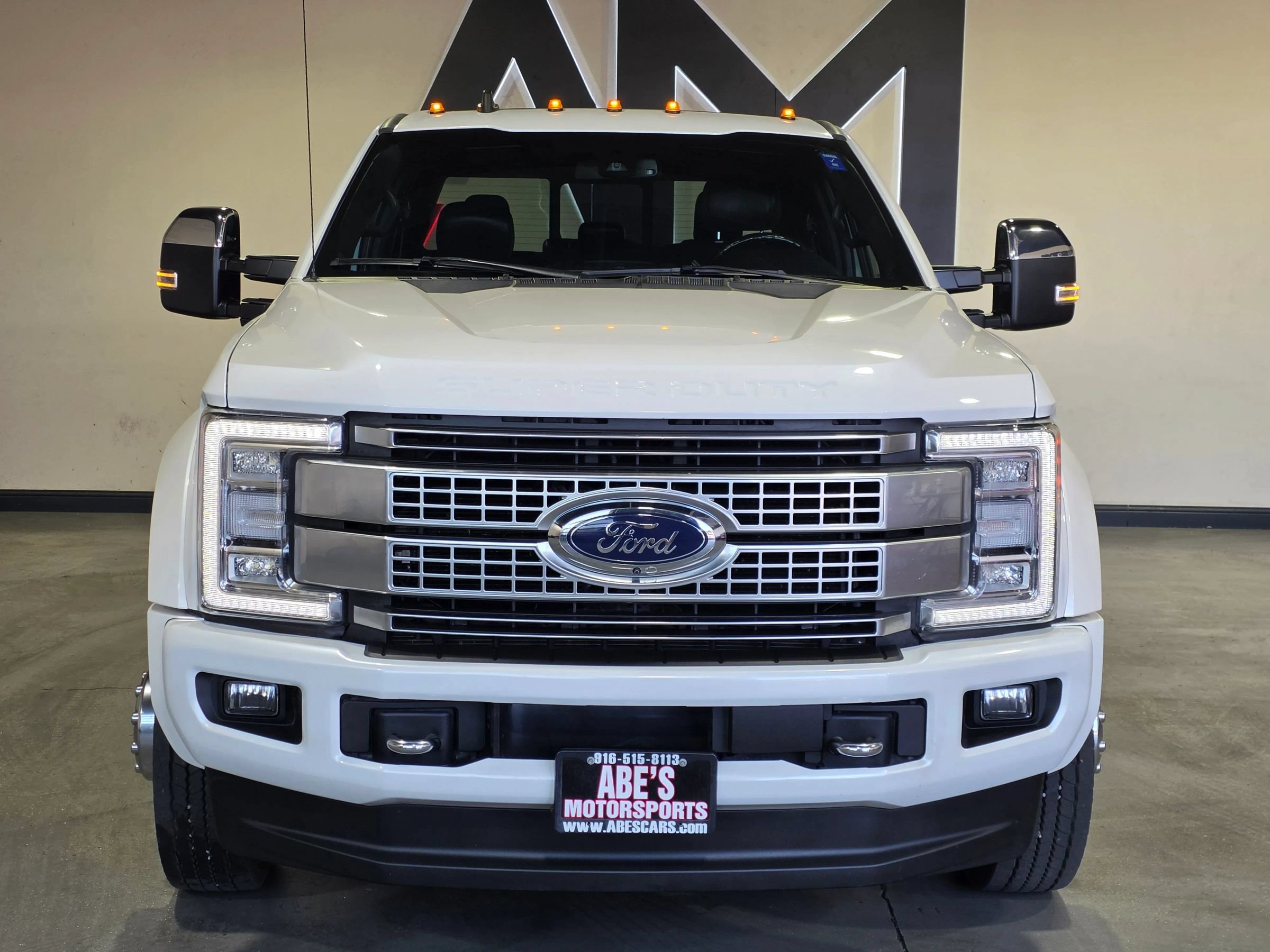 Used 2019 Ford F450 Platinum w/ Platinum Ultimate Package AWD/4WD image 2