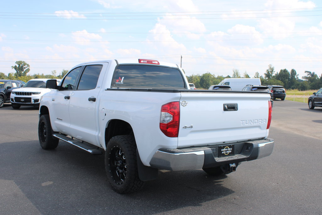 Used 2019 Toyota Tundra SR5 w/ SR5 Upgrade Package AWD/4WD image 7