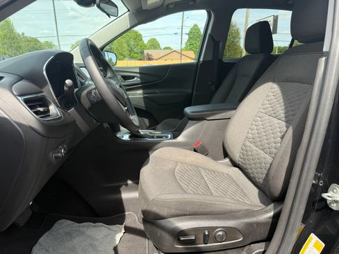 Used 2021 Chevrolet Equinox LT FWD image 10