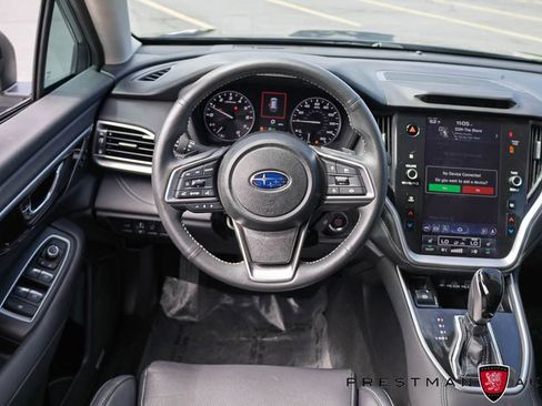 Used 2025 Subaru Outback Limited AWD/4WD image 2