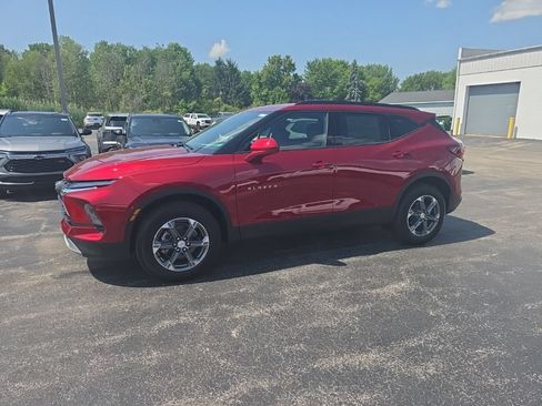 New 2026 Chevrolet Blazer LT w/ Convenience Package FWD image 4