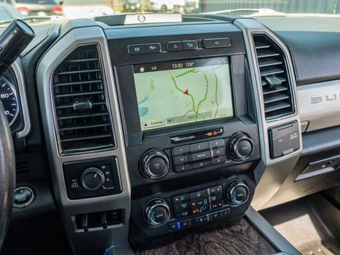 Used 2019 Ford F250 Lariat w/ Lariat Ultimate Package image 25