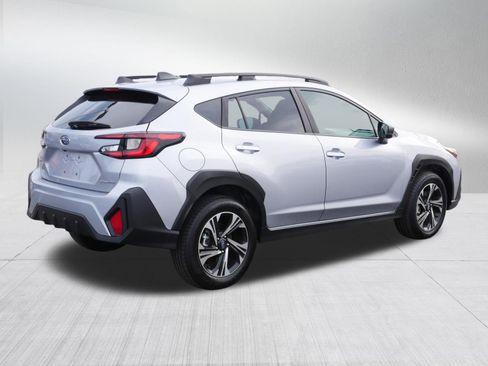 Used 2025 Subaru Crosstrek 2.0i Premium image 7